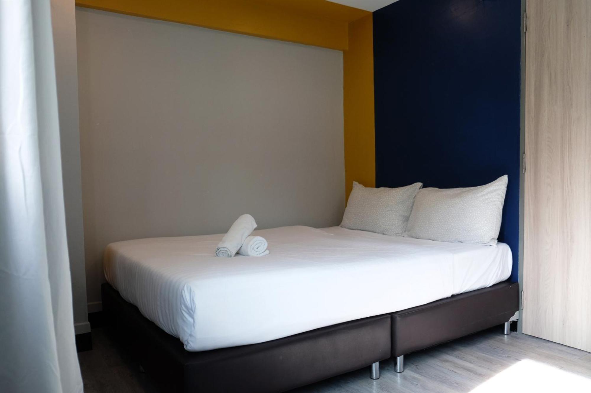Sleep With Me Bangkok - Bts Phra Khanong Room photo